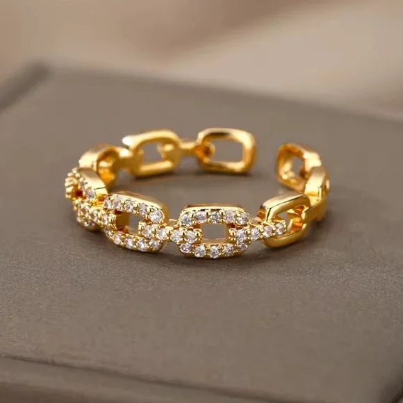 Elegant Gold Twisted Chain Link Adjustable Ring - Picture 4 of 6